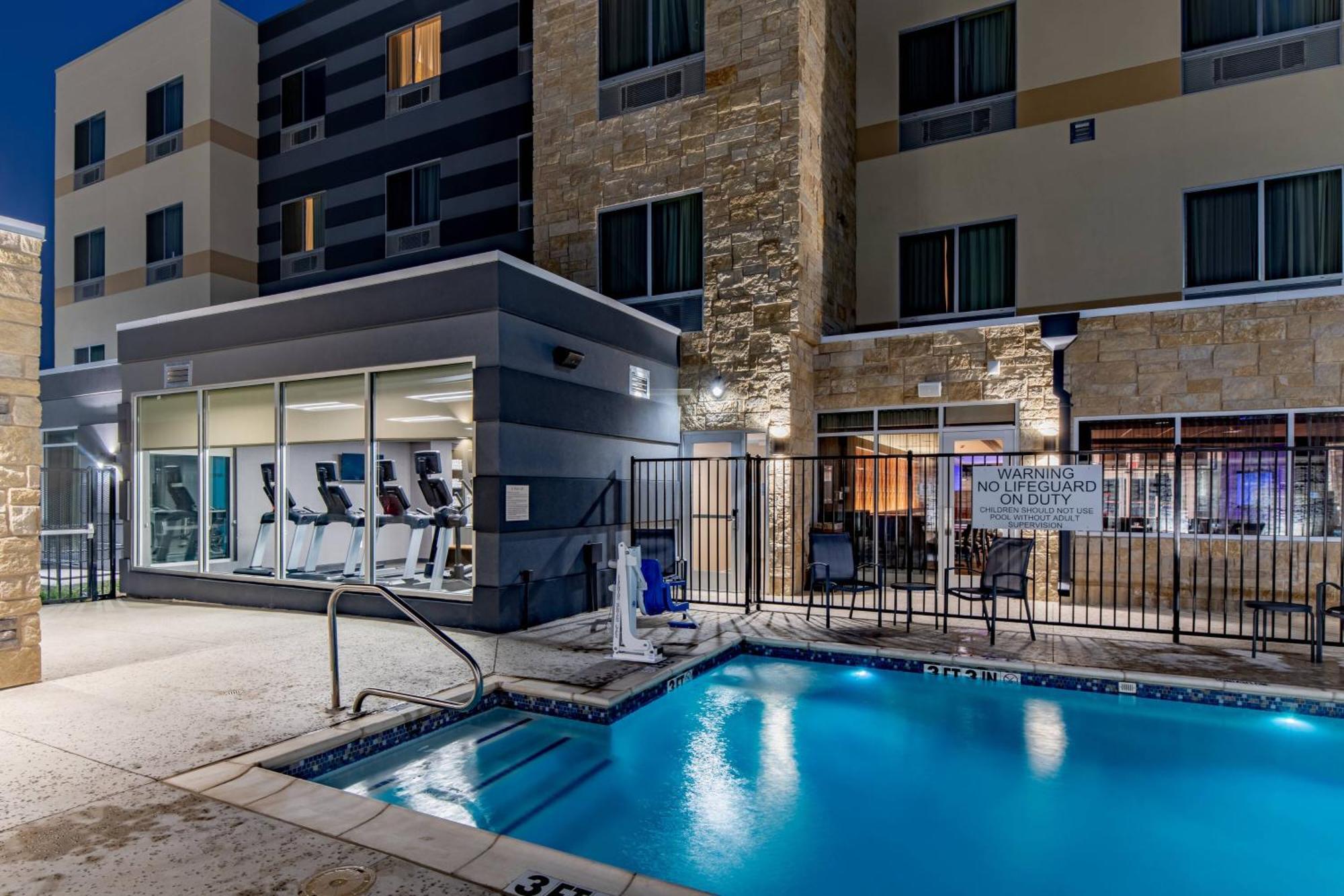 Fairfield Inn & Suites By Marriott Terrell Exterior foto